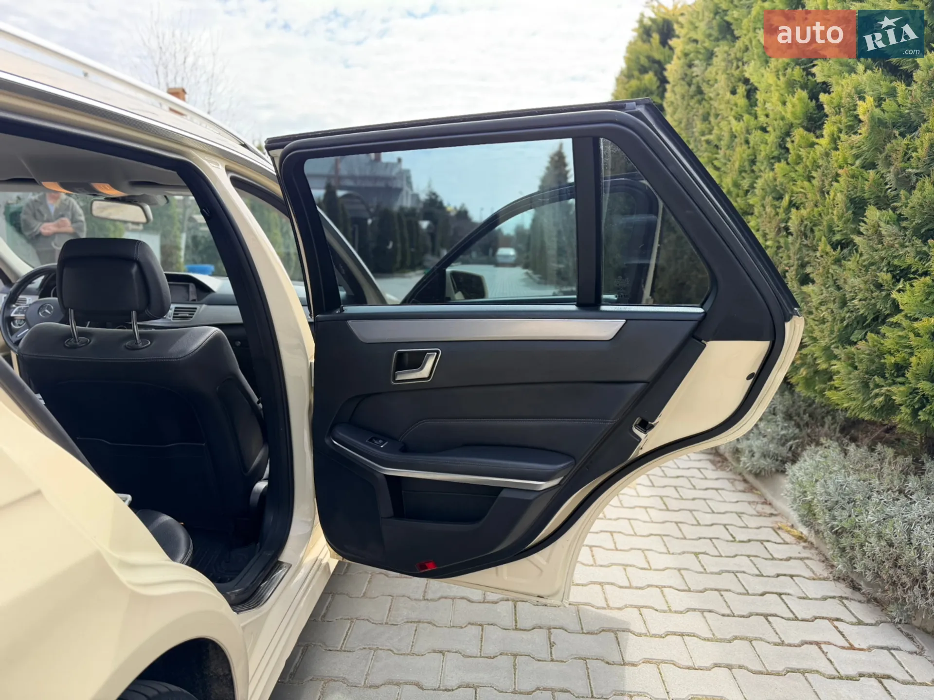 2015 Mercedes-Benz E-klasse - мініатюра 20