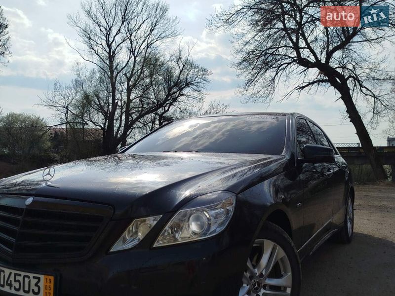 Mercedes-Benz E-Class 2010 Mercedes-Benz E-Class 2010