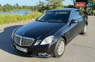 Седан Mercedes-Benz E-Class 2012 в Києві