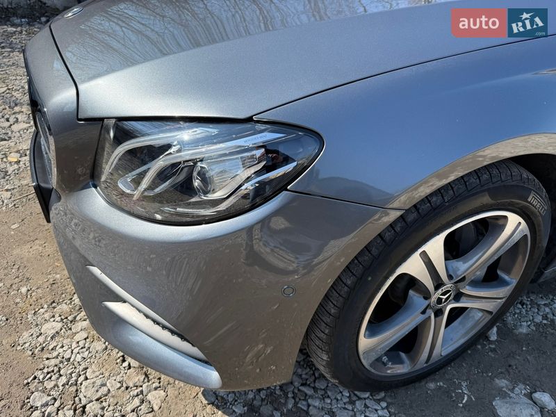 Седан Mercedes-Benz E-Class 2019 в Киеве