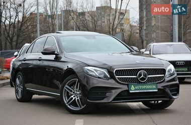 Седан Mercedes-Benz E-Class 2017 в Києві