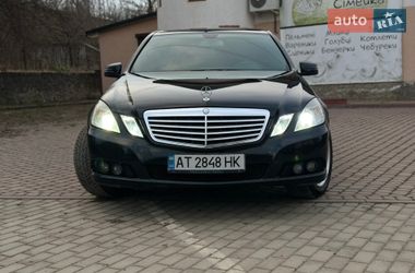 Седан Mercedes-Benz E-Class 2011 в Чернівцях