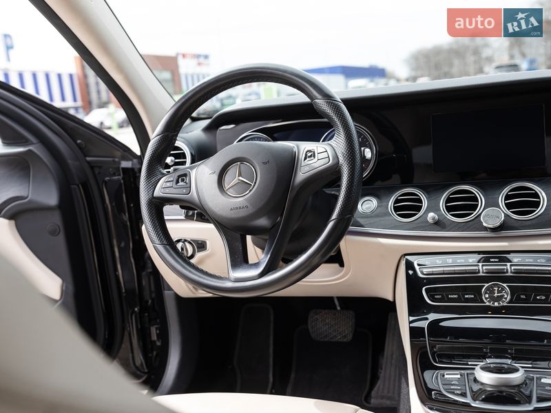 Седан Mercedes-Benz E-Class 2016 в Одессе