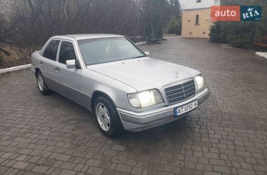 Седан Mercedes-Benz E-Class 1995 в Калуше