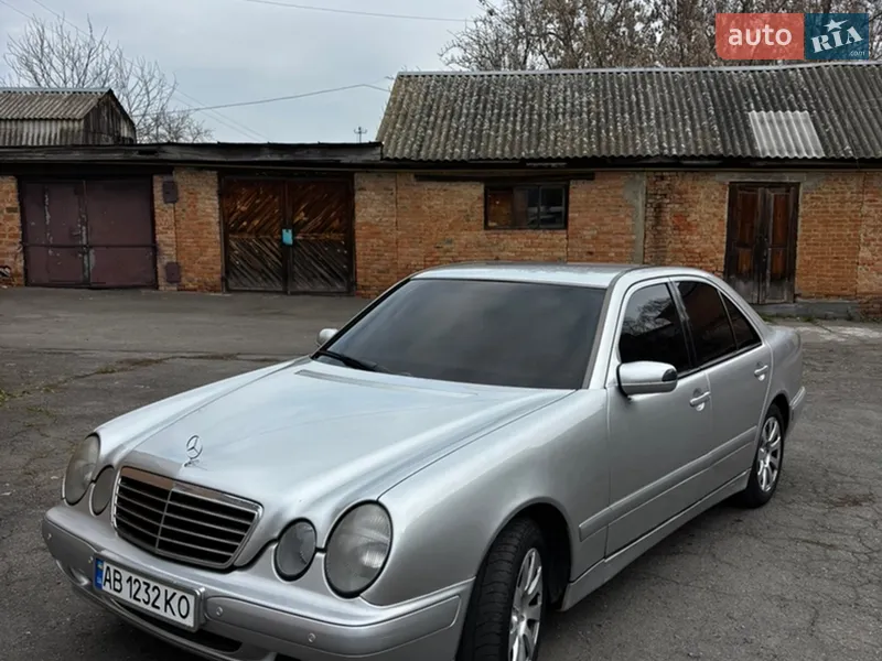 Mercedes-Benz E-Class 2001 VIN WDB2100071B475176 фото оголошення 4 з 50