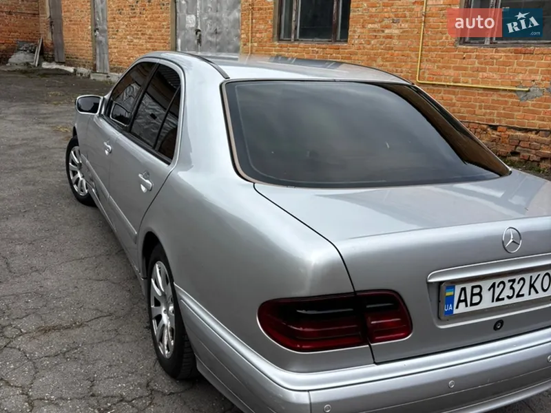 Mercedes-Benz E-Class 2001 VIN WDB2100071B475176 фото оголошення 11 з 50