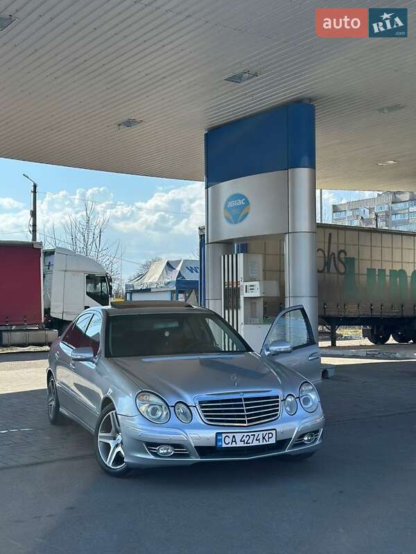 Mercedes-Benz E-Class 2003