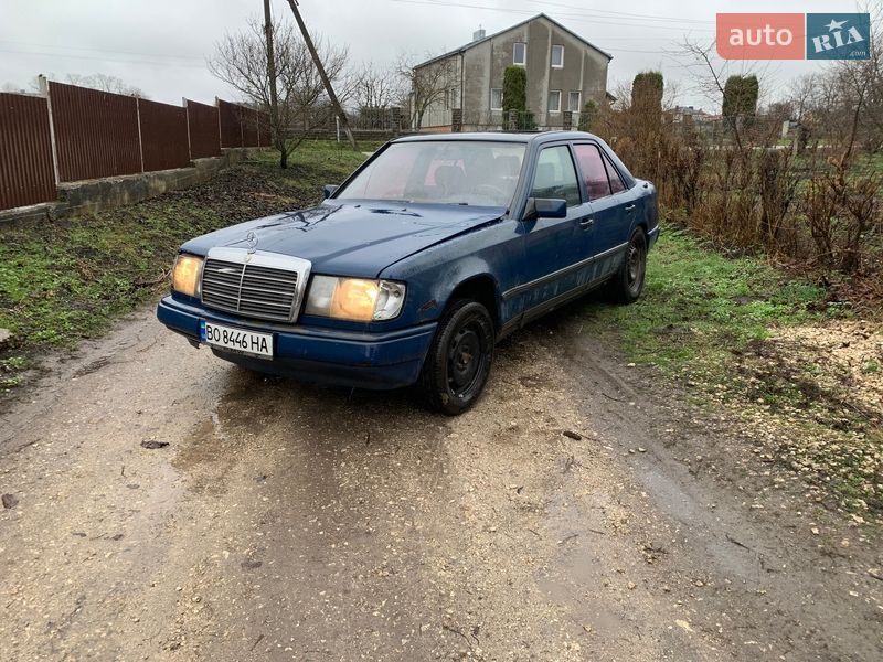 Mercedes-Benz E-Class 1988