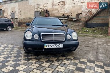 Седан Mercedes-Benz E-Class 1996 в Одессе