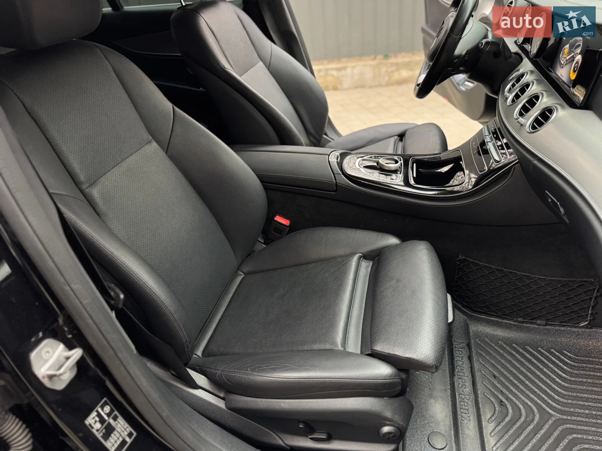 2017 Mercedes-Benz E-klasse - мініатюра 38