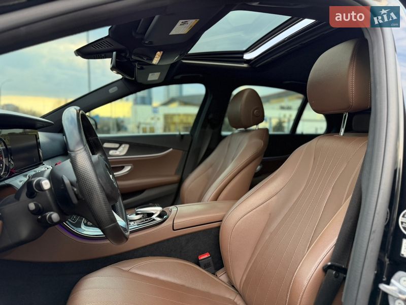Седан Mercedes-Benz E-Class 2016 в Киеве