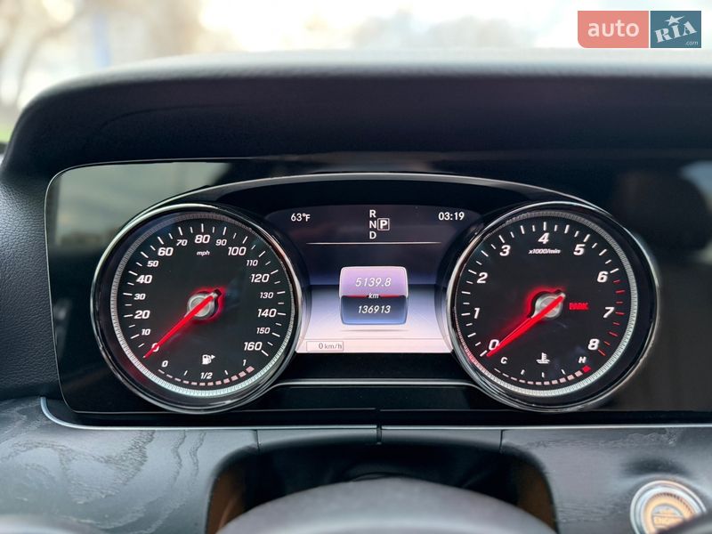 Седан Mercedes-Benz E-Class 2016 в Киеве