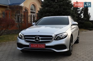 Седан Mercedes-Benz E-Class 2018 в Киеве