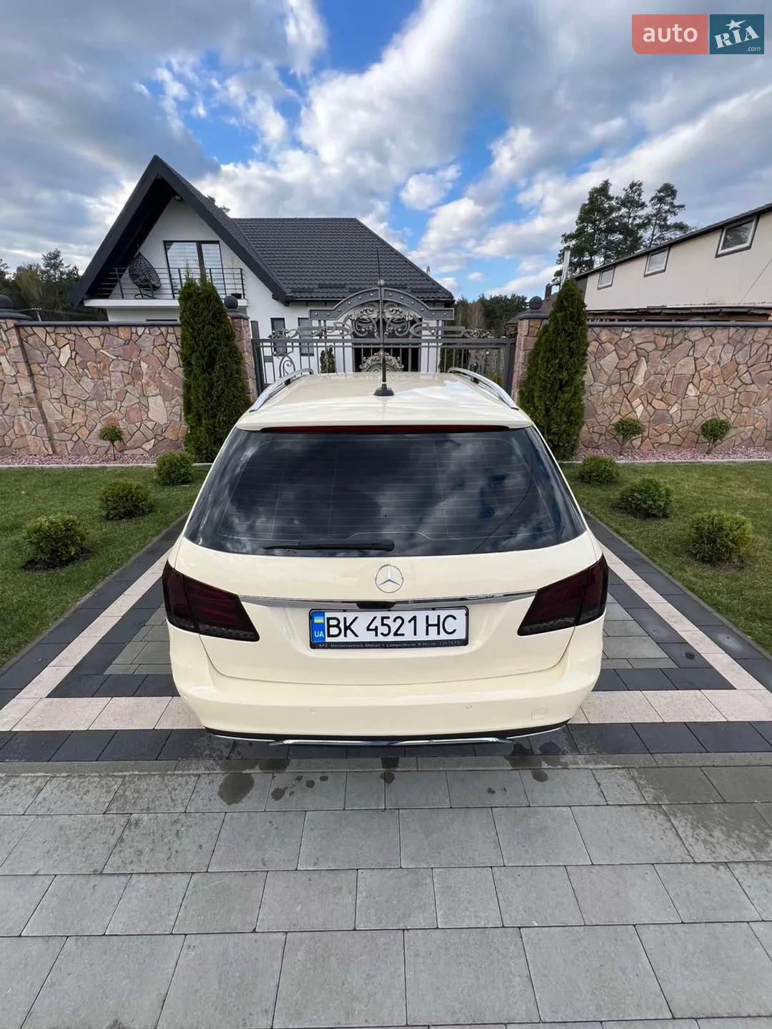 2014 Mercedes-Benz E-klasse - мініатюра 23