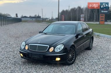 Седан Mercedes-Benz E-Class 2005 в Ровно