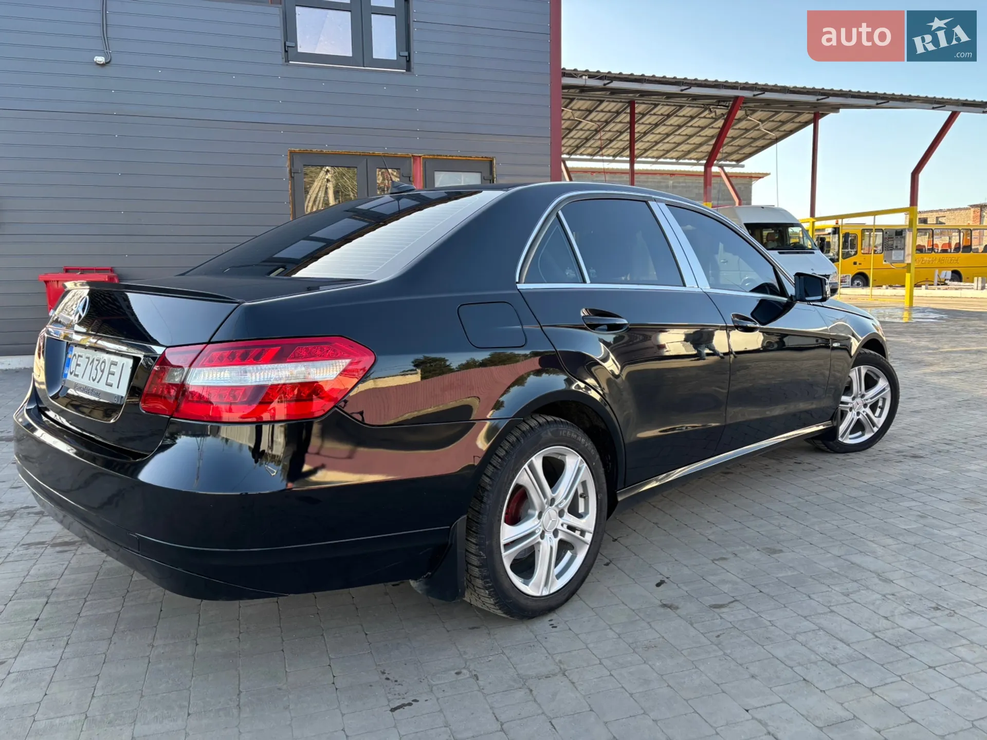 2010 Mercedes-Benz E-klasse - мініатюра 17
