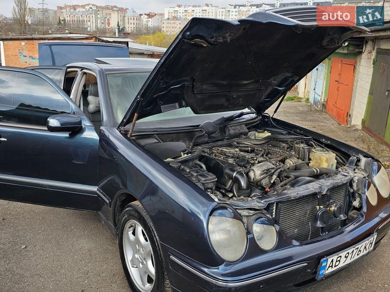 Седан Mercedes-Benz E-Class 2002 в Виннице