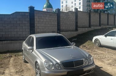Седан Mercedes-Benz E-Class 2006 в Рівному