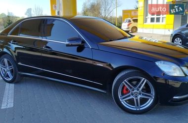 Седан Mercedes-Benz E-Class 2011 в Бродах