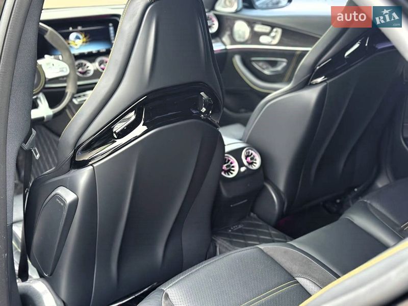 Седан Mercedes-Benz E-Class 2019 в Киеве