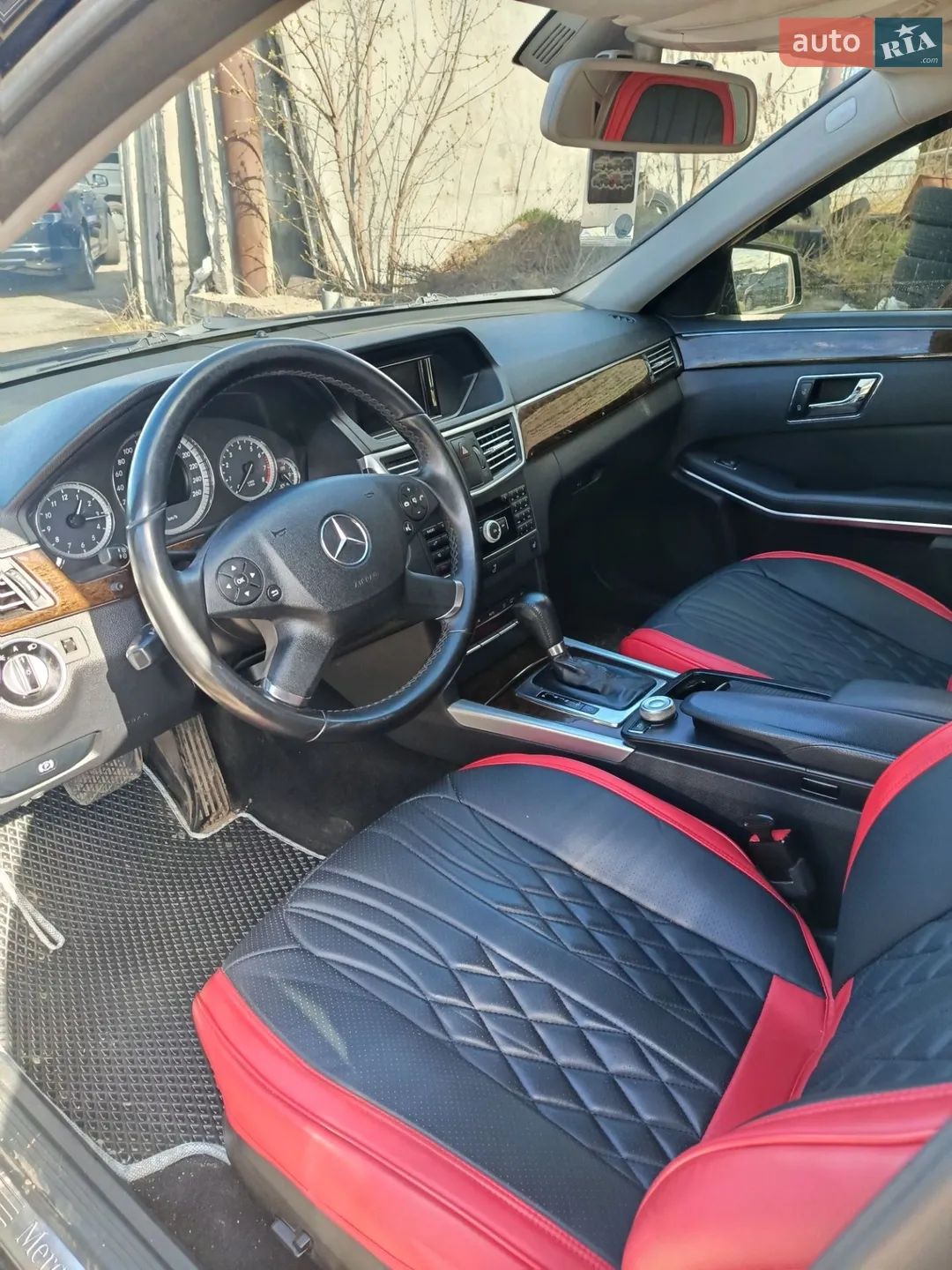 2011 Mercedes-Benz E-klasse - мініатюра 11