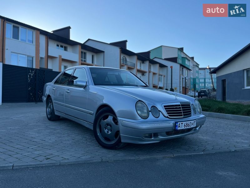 Mercedes-Benz E-Class 2001