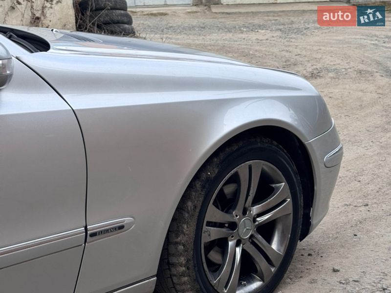 Седан Mercedes-Benz E-Class 2004 в Хмельницком