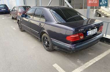 Седан Mercedes-Benz E-Class 1997 в Софиевской Борщаговке