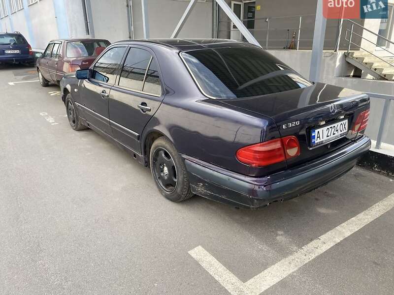 Mercedes-Benz E-Class 1997