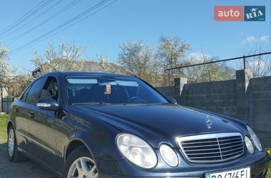 Седан Mercedes-Benz E-Class 2002 в Білки