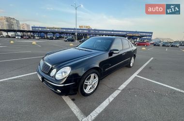 Седан Mercedes-Benz E-Class 2003 в Киеве