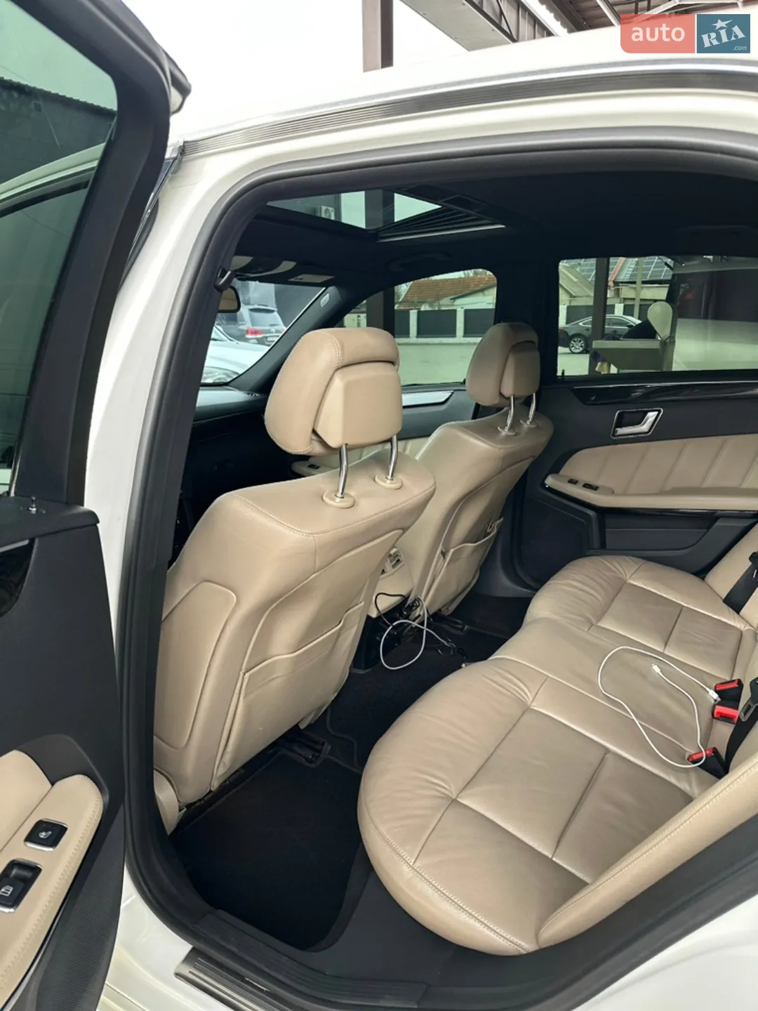 2013 Mercedes-Benz E-klasse - мініатюра 16