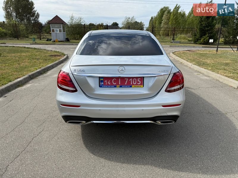 Седан Mercedes-Benz E-Class 2018 в Киеве