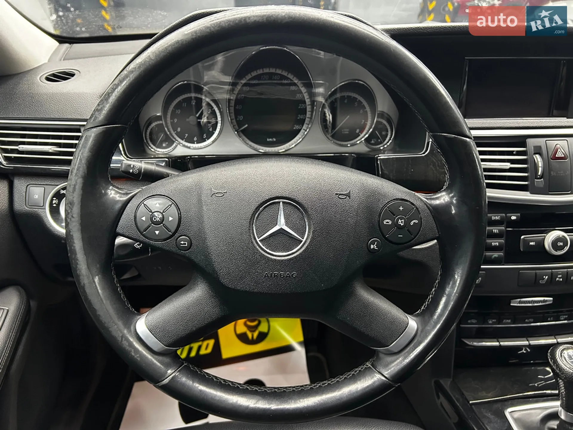 2011 Mercedes-Benz E-klasse - мініатюра 18