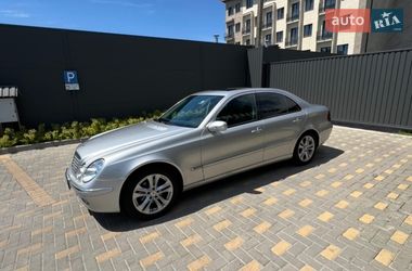 Седан Mercedes-Benz E-Class 2003 в Виннице