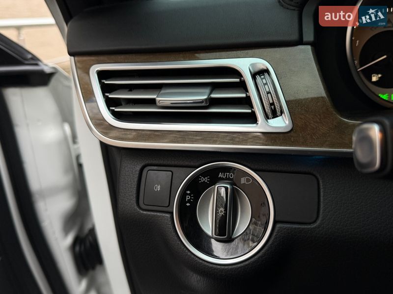 Седан Mercedes-Benz E-Class 2015 в Одессе