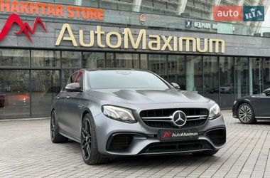 Седан Mercedes-Benz E-Class 2017 в Киеве