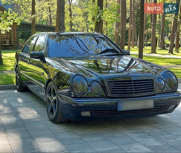 Mercedes-Benz E-Class 1998