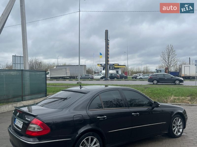 Седан Mercedes-Benz E-Class 2007 в Луцке