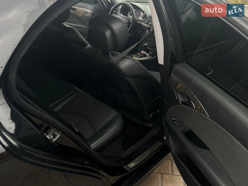 Седан Mercedes-Benz E-Class 2007 в Луцке