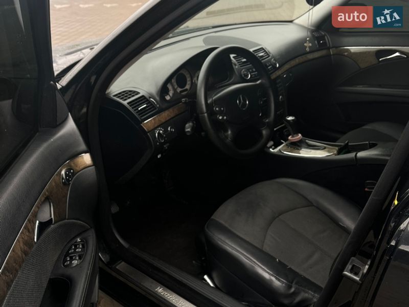 Седан Mercedes-Benz E-Class 2007 в Луцке