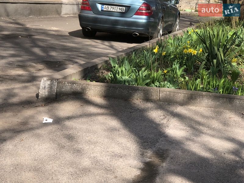 Седан Mercedes-Benz E-Class 2002 в Виннице