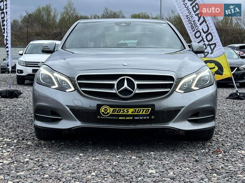 Седан Mercedes-Benz E-Class 2013 в Львове