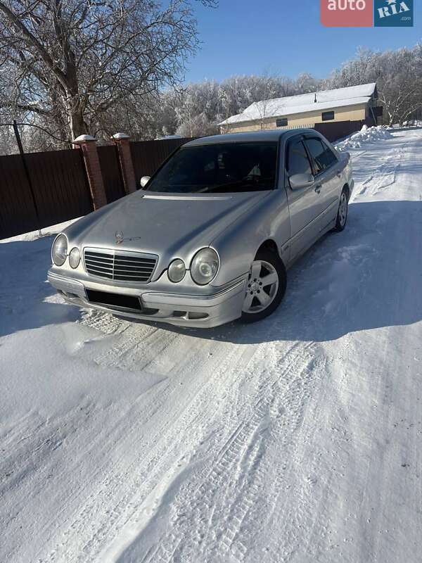 Mercedes-Benz E-Class 1996