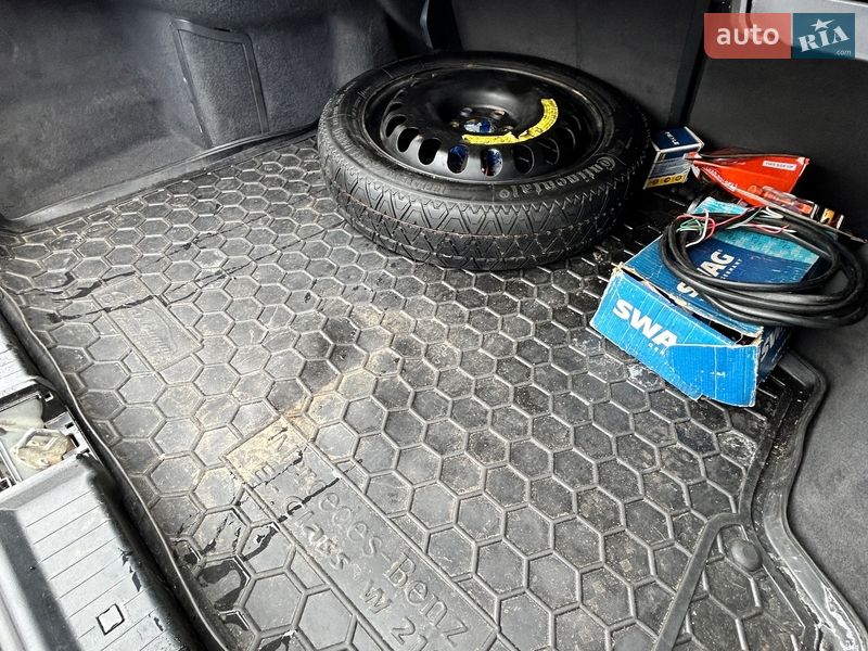 Седан Mercedes-Benz E-Class 2004 в Сумах