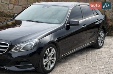 Седан Mercedes-Benz E-Class 2013 в Львове