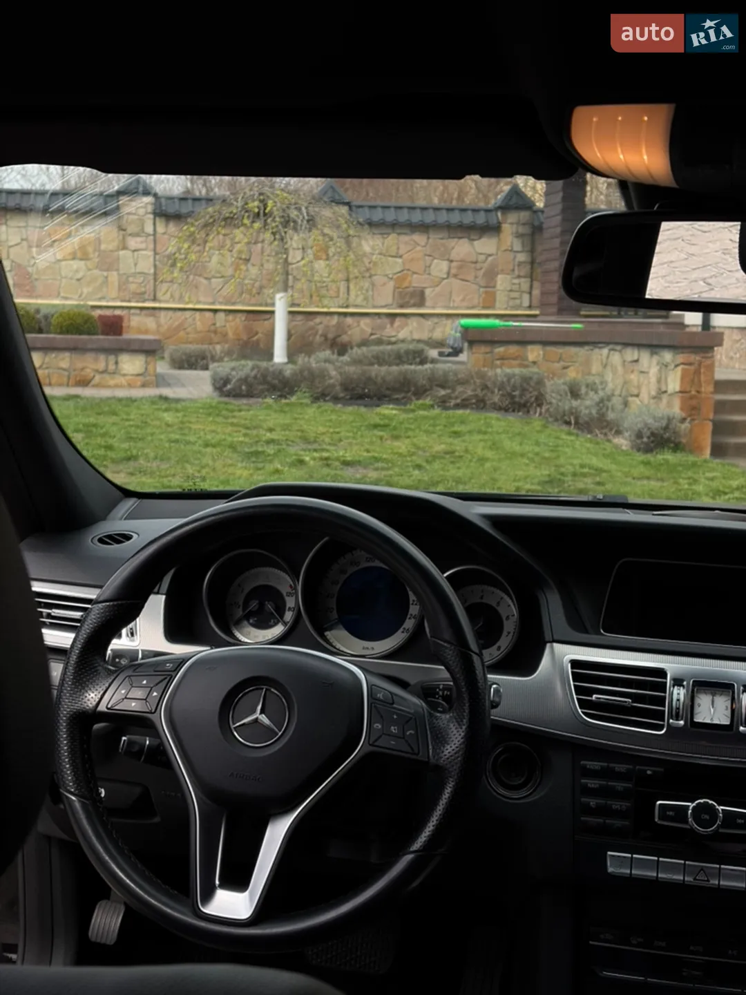 2013 Mercedes-Benz E-klasse - мініатюра 28