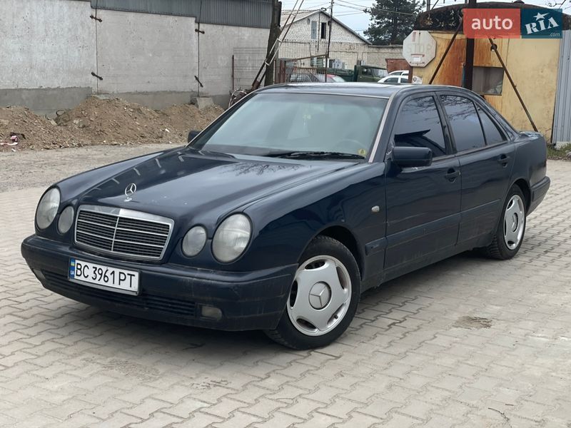 Mercedes-Benz E-Class 1999 Mercedes-Benz E-Class 1999