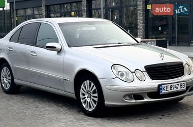 Седан Mercedes-Benz E-Class 2003 в Днепре