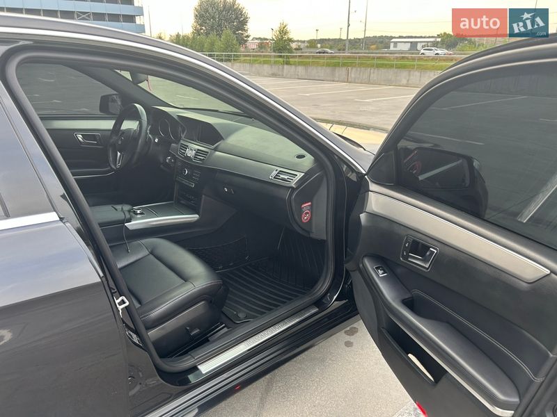 Седан Mercedes-Benz E-Class 2015 в Киеве